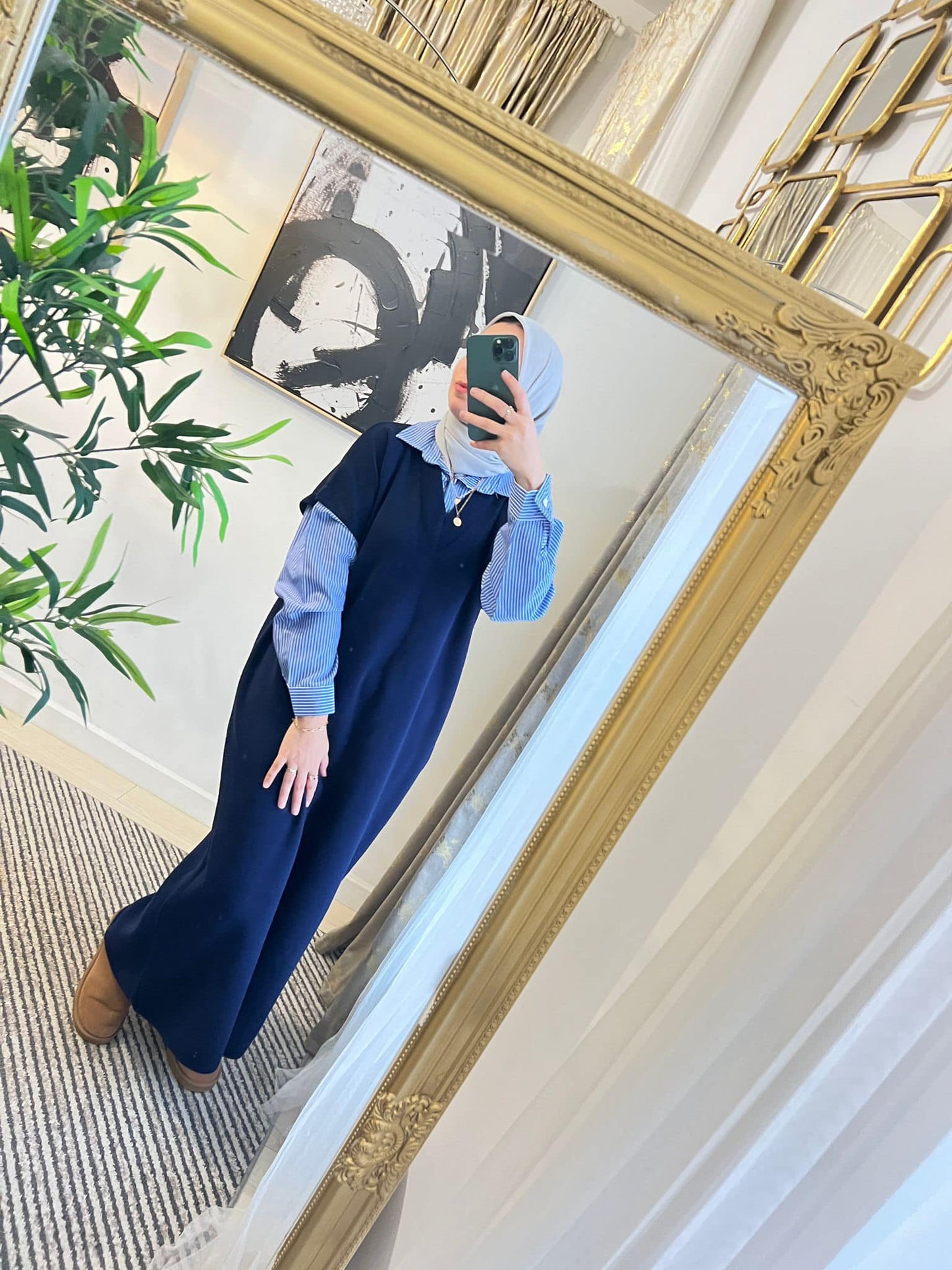 Tenue bleu marine
