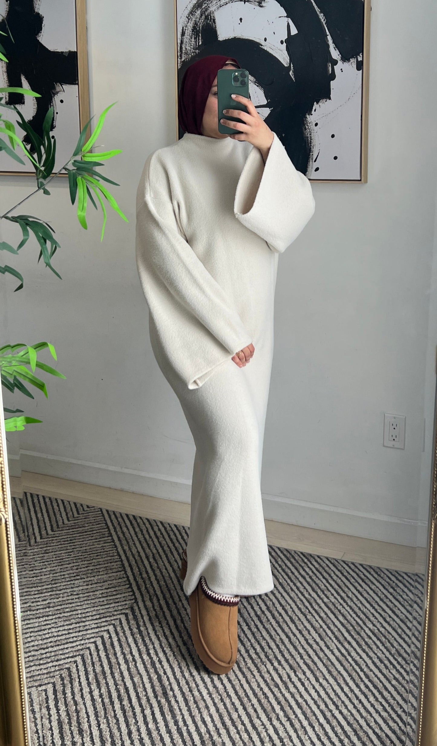 Robe blanche minimaliste