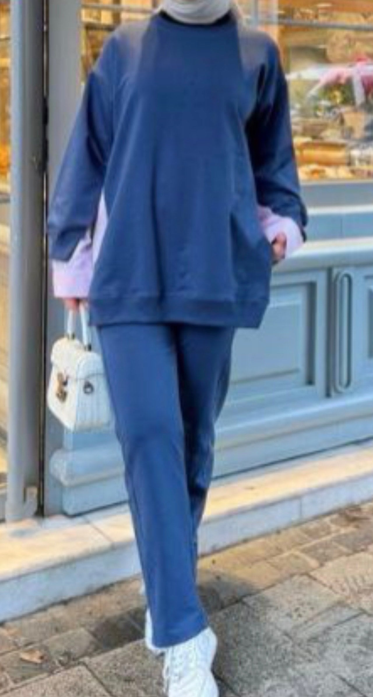Set Deux Pièces Sport-Chic Bleu/Rose avec Dos Chemise